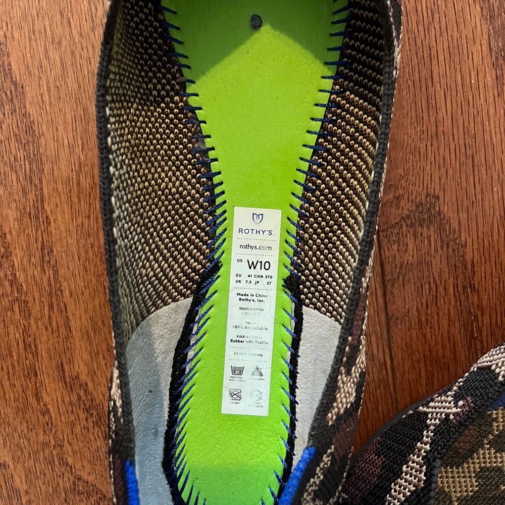 Rothy's Leopard Pattern Pointy Flats - Picture 5 of 5